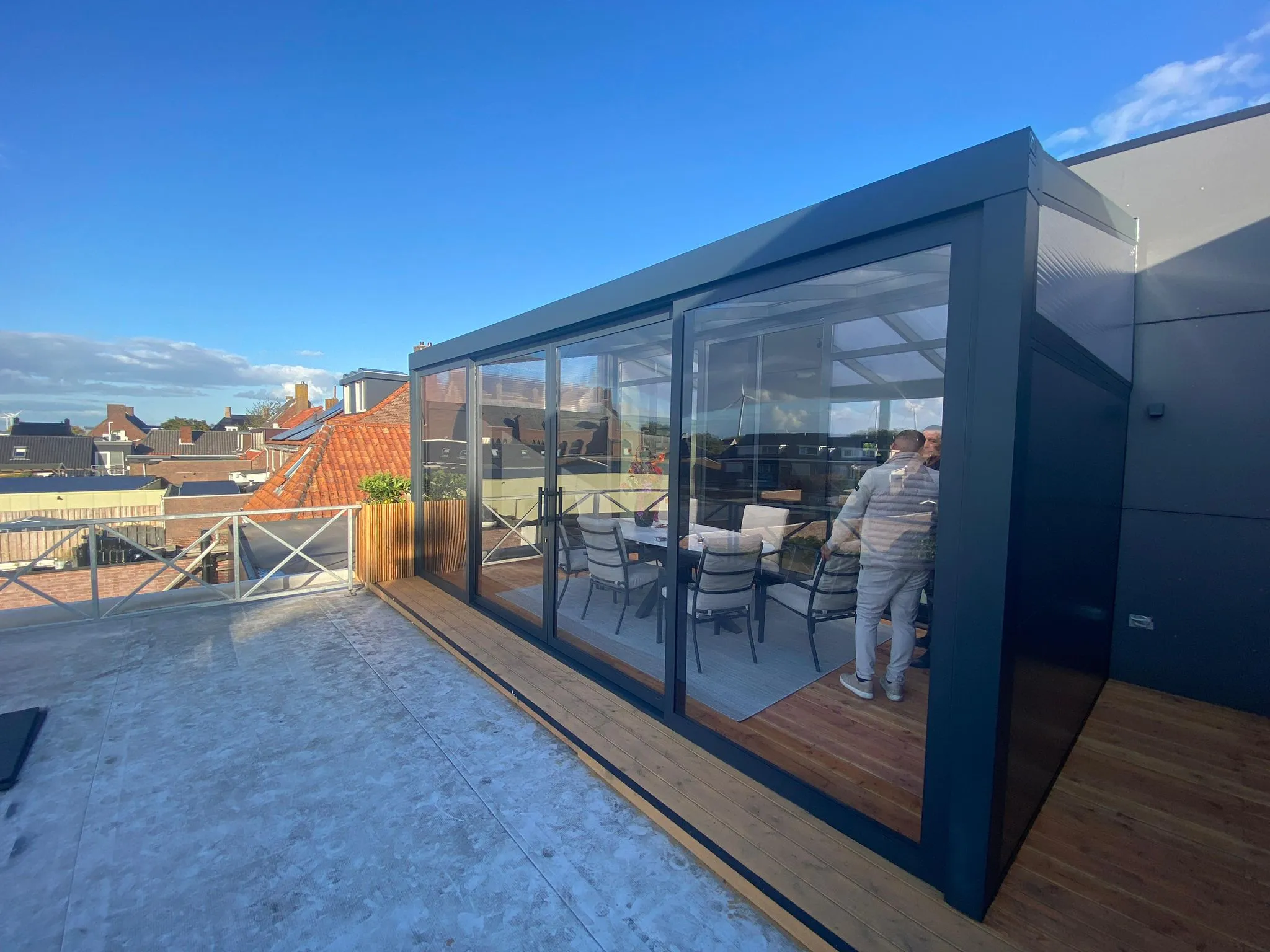 Dachterrassen-Wintergarten mit Panoramablick